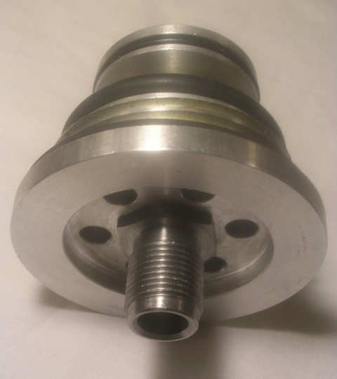 Переходник масляного фильтра Г-ль дв.Cummins ISF-2.8 на фильтр ЗМЗ-406