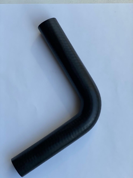 44 Патрубок термостатный МТЗ-80/82 (EPDM) Балаково