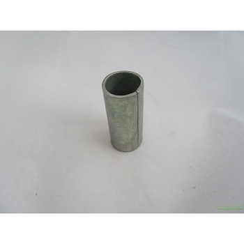 Втулка распорная подушек подвески раздаточной коробки Г-ль, Г-66, 33081