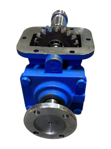 Коробка отбора мощности водовоз /фланец/ пневмо включение(5-ти ст.КПП), 3309,(08)