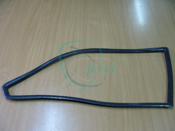 Уплотнитель стекла (боковины) 2108 правый БРТ