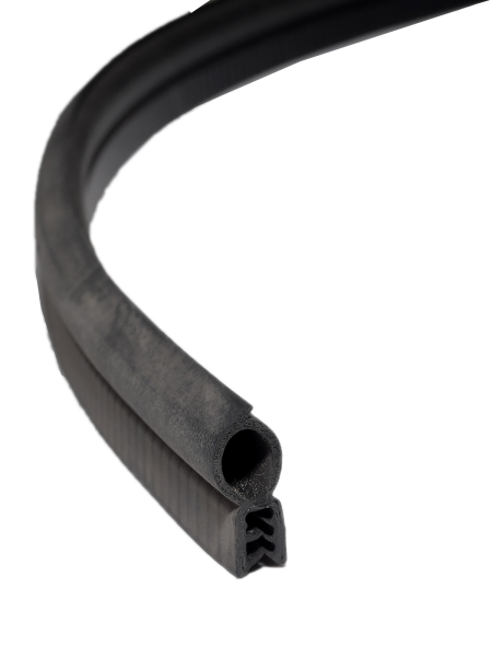 Уплотнитель проема двери ПАЗ Вектор NEXT водителя нижний Уралэластотехника