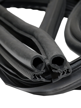 Уплотнитель проема двери УАЗ-3163 задней (4,8 метра) Уралэластотехника