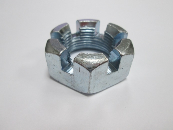 Гайка М24х1,5 хвостовика Г-53 (корон.)