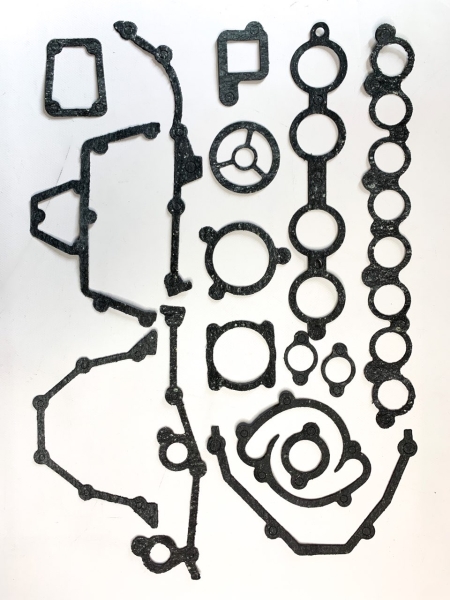 Прокладки двигателя ЗМЗ-405, 409 ЕВРО-3 (15 шт.) паронит 0,8 без подложки в пакете