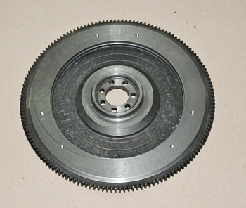 Маховик в сборе УАЗ универсальный (под сальник рычажное и диафр сцепление, 8 отверстий),