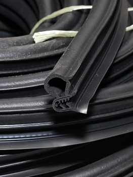 Уплотнитель проема двери ВАЗ-2110, УАЗ-3160 Уралэластотехника