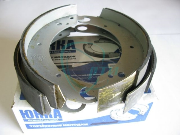 Колодка тормозная Волга 2 дл.+2кор. (накладка "ТИИР") (б/асб.) (комп. 4шт.) инд.упак. 