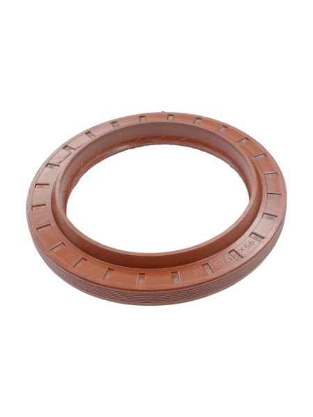 Сальник ступицы (задн.) 95х130х12х17,5 красный