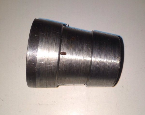 Втулка распорная подшипника хвостовика заднего моста УАЗ