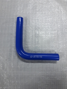 Патрубок радиатора угловой 20х20х150/150 силикон CARUM