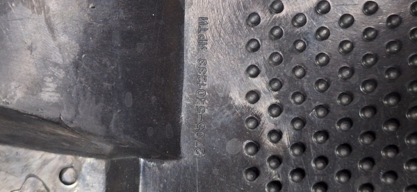 Фартук брызговика Г-ль перед. левый