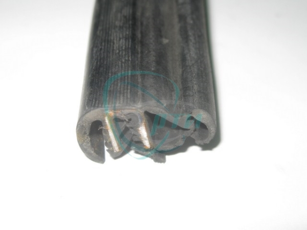 Уплотнитель проема двери 1118 "Калина" перед. БРТ