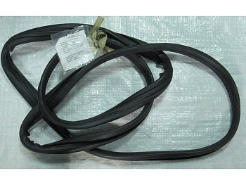 Уплотнитель стекла (бокового) ПАЗ-3204 СЗРТ