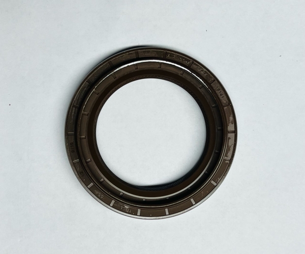 Сальник 2.2-55х82х9/16 левый вала вторичного ГАЗон NEXT, ПАЗ Вектор 18141 FPM