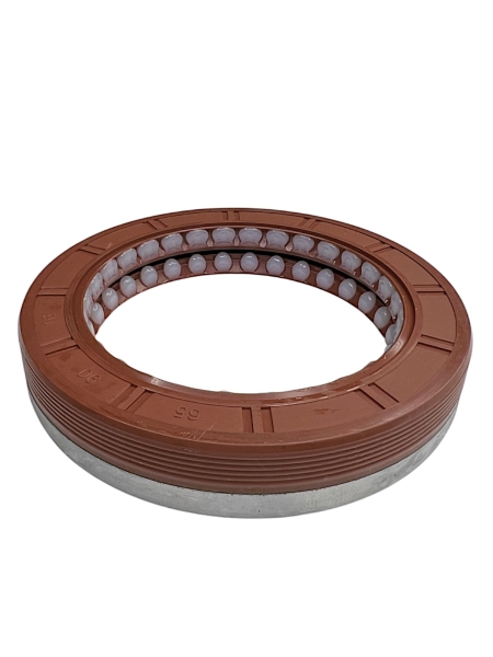 Сальник 65х90х16 задней ступицы двубортный усиленный