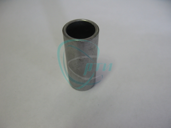 Втулка оси верхнего рычага В-га L=49 (распорная)