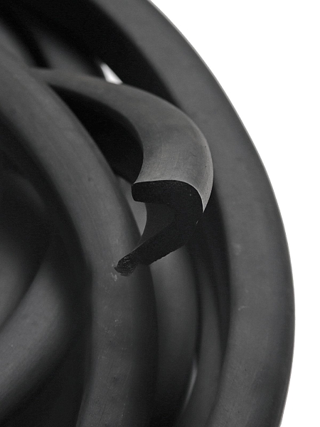 Уплотнитель двери УАЗ / 1М СЗРТ 469-6107020