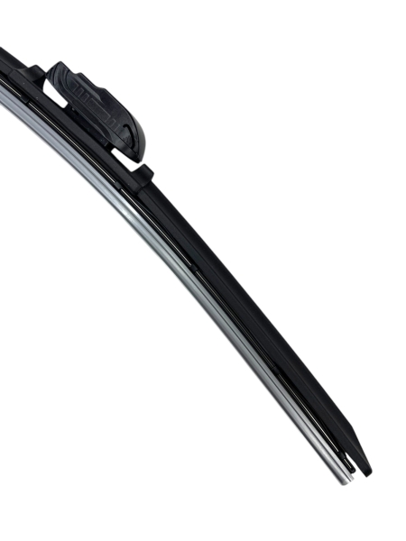 Щетка стеклочистителя бескаркасная для Китайских автомобилей 18/450mm крепление HOOK крючок KURUMAKI