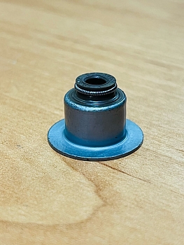 Колпачок маслоотражательный / ISF 2,8 (VITON)Фторкаучук