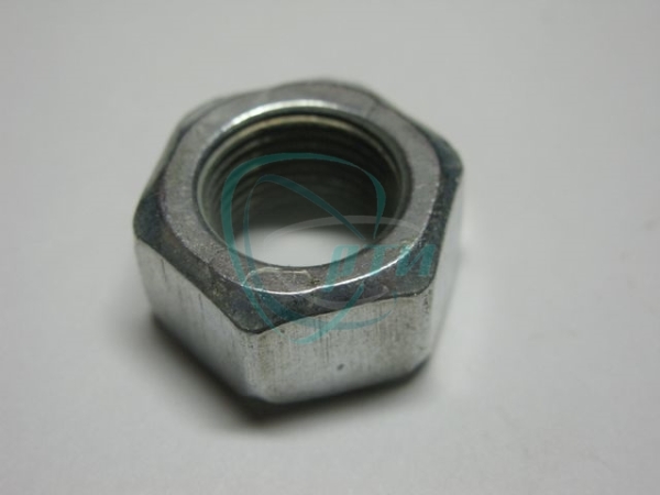 Гайка М18х1,5 оси нижнего рычага 31105