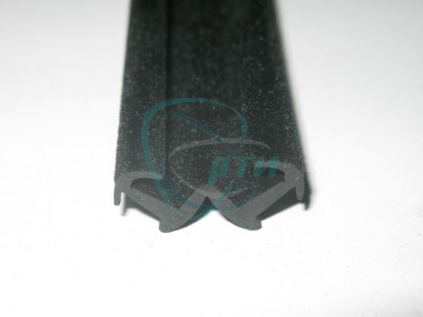 Уплотнитель стекла 2101,2103,2106 (опускного) комплект (47Р) БРТ