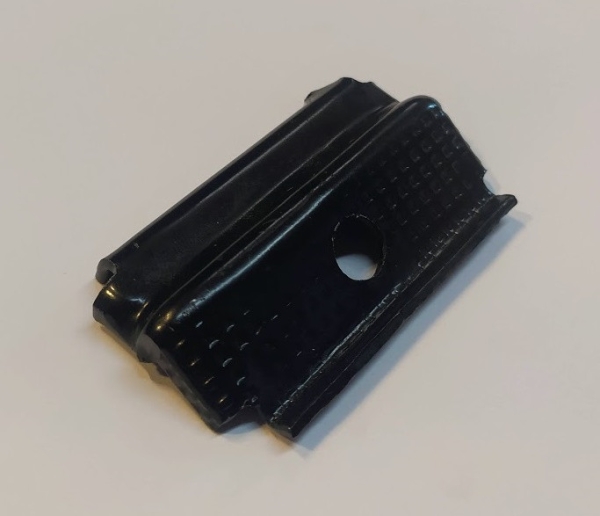 Планка крепления аккумуляторной батареи