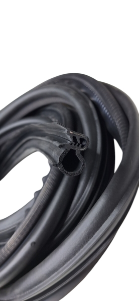 Уплотнитель двери УАЗ-3160, Патриот передний правый ( РКИ 21-07)