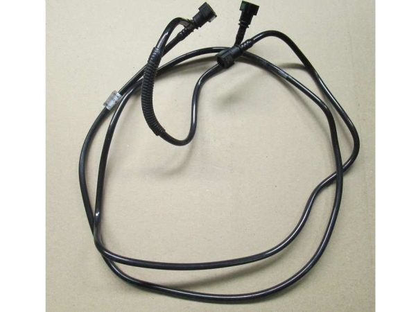 Трубка топл. полиамид. Г-ль,Соб-ль Е2 дв.Крайслер от ФТОТ