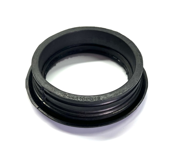 Патрубок воздушного фильтра на 126 карб. В-га, УАЗ Ярославль