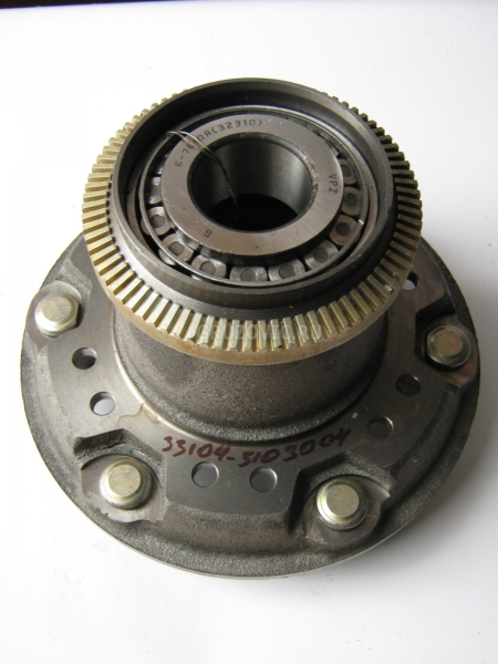 Ступица передняя Вал-й в сборе