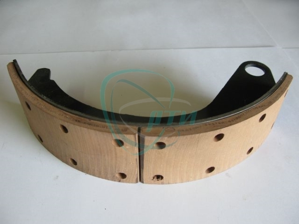 Колодка тормозная ГАЗ 66, 3308 перед. (накладка "Фритекс") 