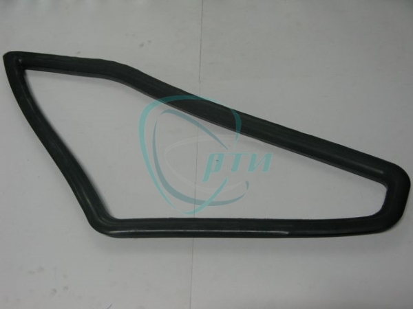 Уплотнитель стекла (боковины) 2109 левый БРТ
