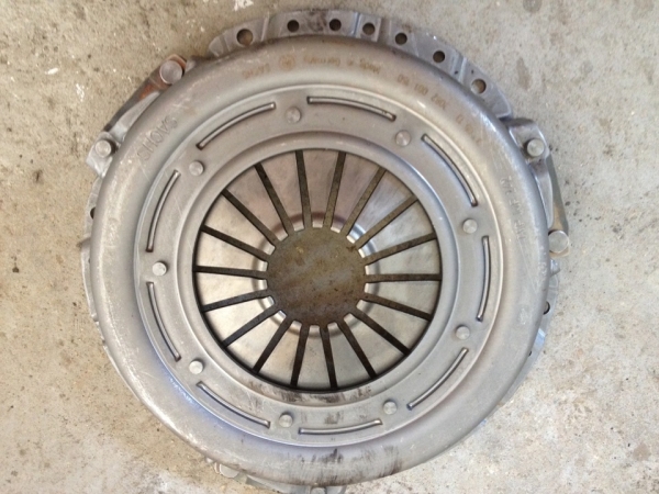 Диск сцепления нажимной (корзина) Г-ль-Бизнес дв.УМЗ-4216 Е-3,Cummins 2,8,NEXT "SACHS"