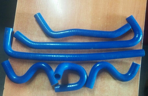 Патрубки радиатора Г-ль "NEXT" дв.УМЗ EvoTech-274 (2шт.) силикон армированный ТехноПартнер