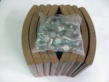 Накладка тормозная МАЗ с заклепками