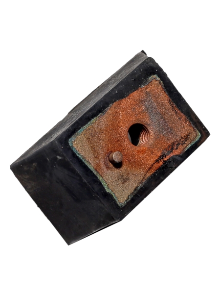 Подушка двигателя (подвески) передняя В