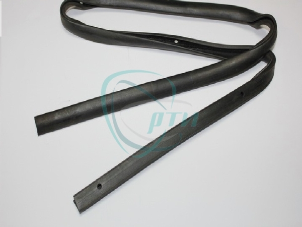 Уплотнитель капота Волга ЯРТИ